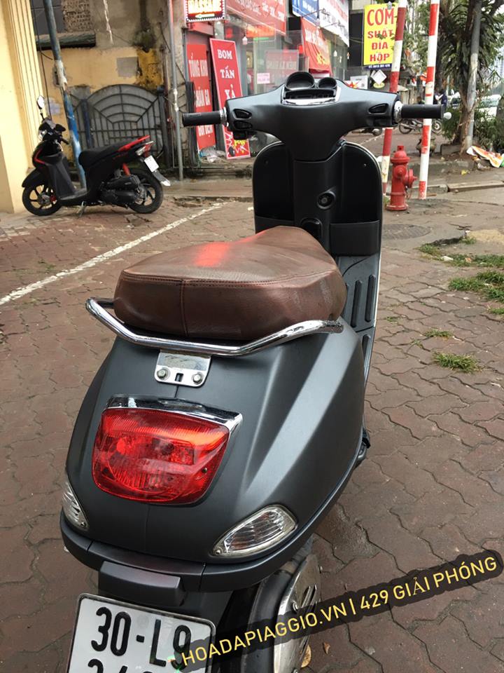 vespa-ghi-san-son-doi-mau