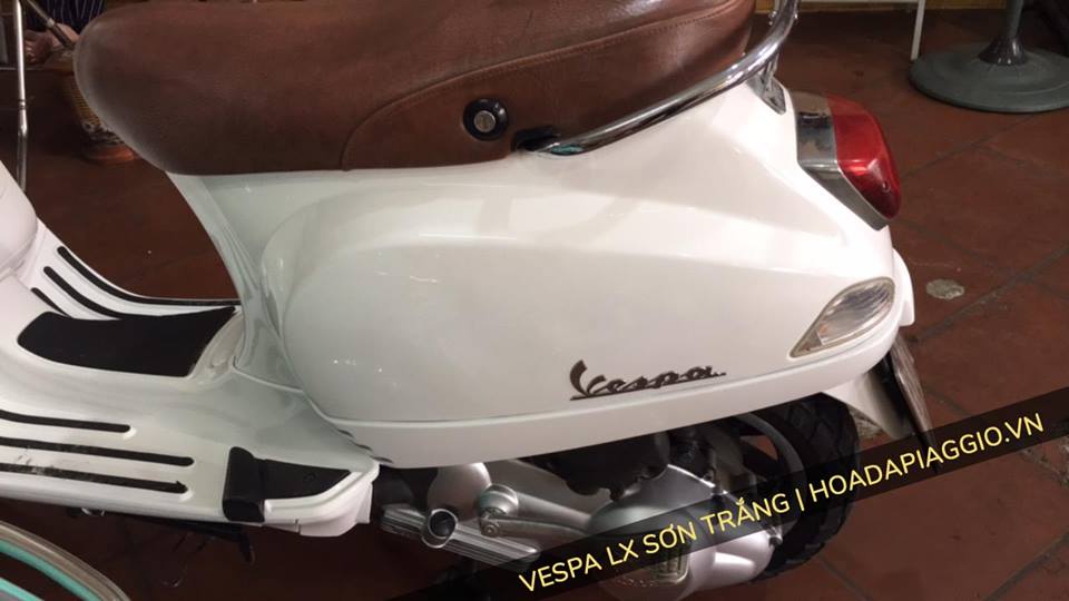 VESPA LX SƠN TRẮNG THANH LỊCH, ĐƠN GIẢN LUÔN HIỆN ĐẠI